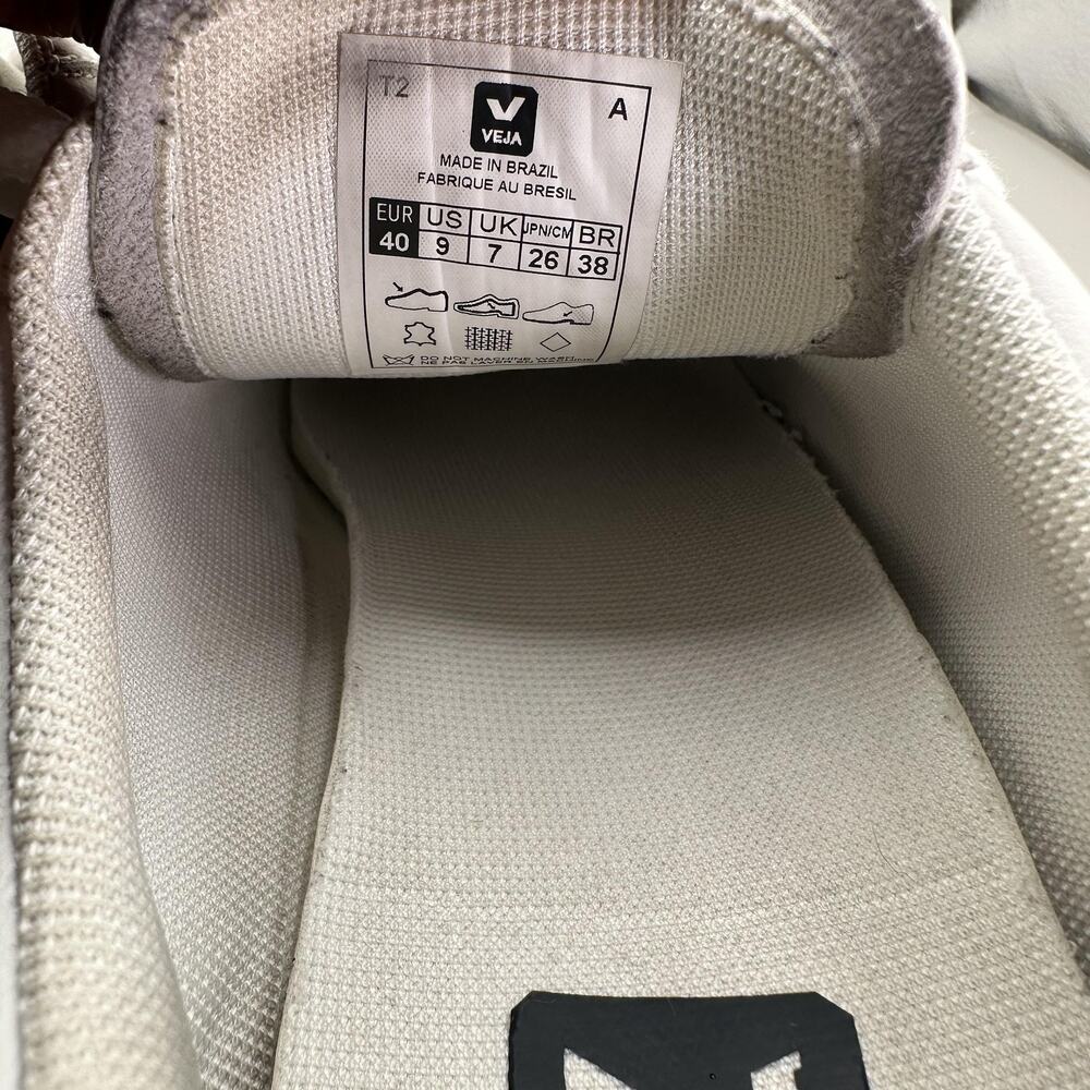 Veja White Sneakers with Beige Accents - Picture 9 of 9
